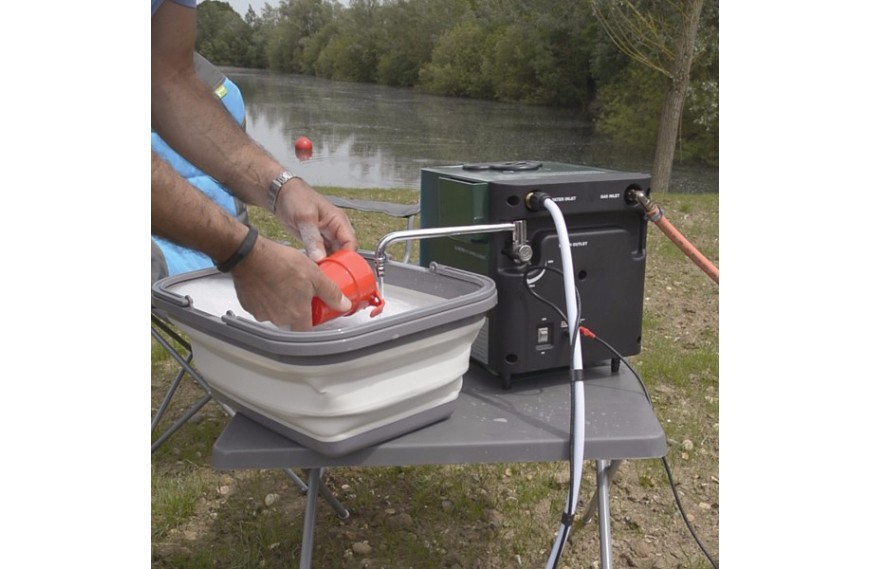 Chauffe eau GEYSER portable au gaz KAMPA DOMETIC - Latour Tentes et Camping