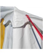 Tente de réception plein air 5 x 12 m TRIGANO installée pour événement extérieur﻿