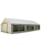 Tente de réception plein air 5 x 12 m TRIGANO installée pour événement extérieur﻿