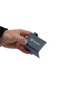 Mini pompe électrique rechargeable Outwell Aeroflow compacte avec lanterne et adaptateurs pour matelas et meubles gonflables