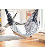 Chaise Hamac HABANA LA SIESTA en coton bio certifié GOTS avec barre en bambou, format Comfort pour petits espaces